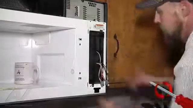 Ремонт / диагностика микроволновой печи Whirlpool WMH1162XVS не греет своими руками смотреть онлайн