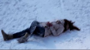 Девушка упала