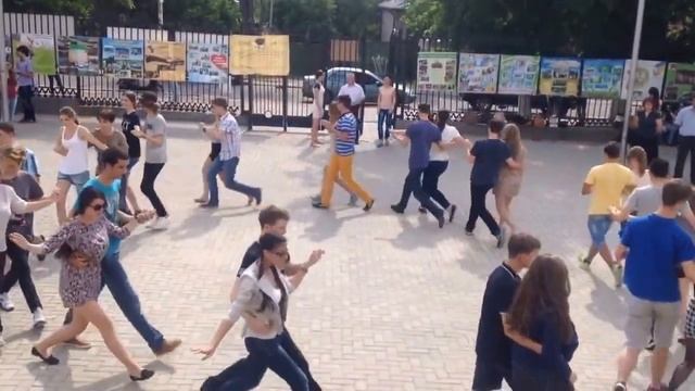 Выпускной Вальс 22 школы 2014 год смотреть онлайн