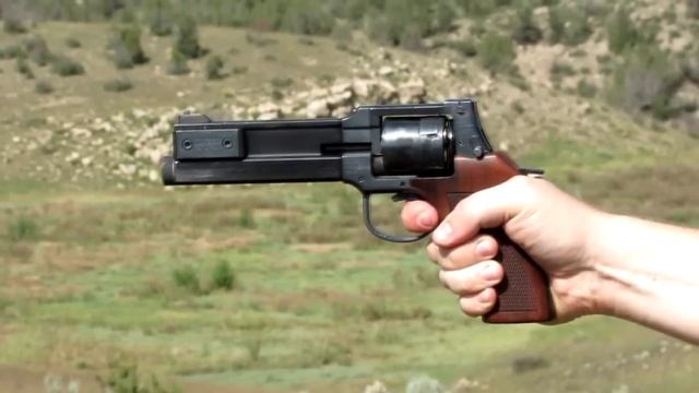 Shooting the Mateba 2006M - an Italian 357 revolver смотреть онлайн
