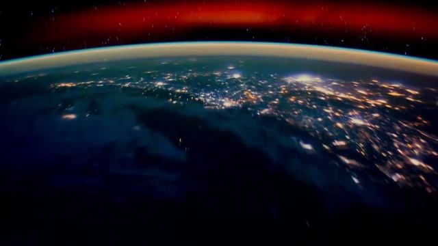 Потрясающая интервальная съемка Земли с МКС. смотреть онлайн