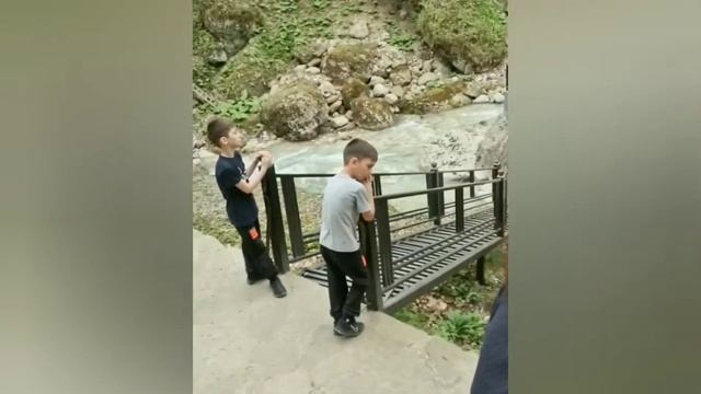 ГОРЫ ЧЕЧНИ. ПОЕЗДКА В БЕНОЙ смотреть онлайн