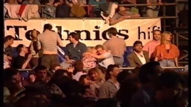 The Jumping Jewels - Guitar Tango (Live Goud van Oud 1992) смотреть онлайн