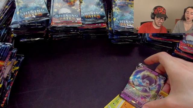 BIRTHDAY PARTY! Opening 300 Pokemon Packs for Charizard! (Live Stream) смотреть онлайн
