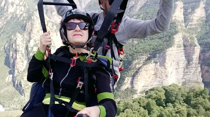 Полет на параплане в Чегеме. Кабардино-Балкария.