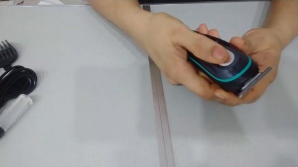 VGR V-055 Professional Trimmer Unboxing & Review | BEST TRIMMER 2021 | For Haircut & Bear At Home