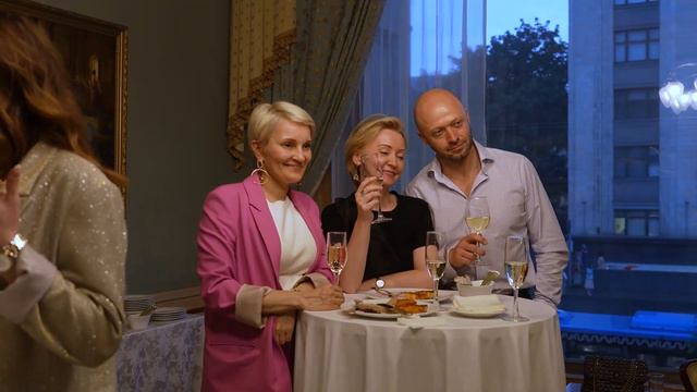 АТЛАНТЫ СКВОЗЬ ВЕКА смотреть онлайн