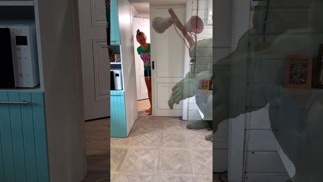 Siren Hulk Head knocked in my door #shorts смотреть онлайн
