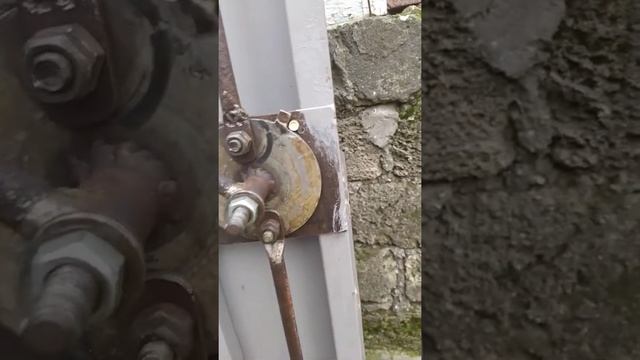 гаражные ворота с контейнерным засовом смотреть онлайн