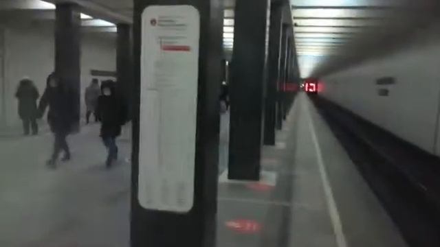 Составы 81-765/766/767 «Москва-2019» 81-717/714 «Номерной» на станции метро «Преображенская площадь смотреть онлайн