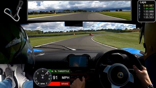 Lotus Exige 410 vs Modified Honda Civic - Cadwell Park 29/09/22 - Session stopped by Clio crash смотреть онлайн