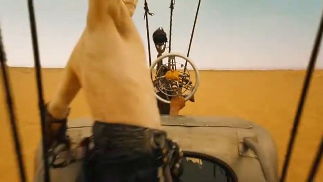 Фильм Безумный Макс Дорога ярости 2015 смотреть онлайн