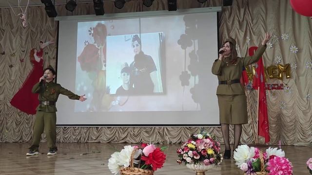 Песня "Миру нужен мир" на слова Арсена Асевова смотреть онлайн