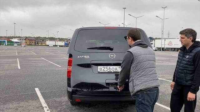 Opel Zafira Life. История длинною в жизнь. Достойная альтернатива Volkswagen Caravelle.