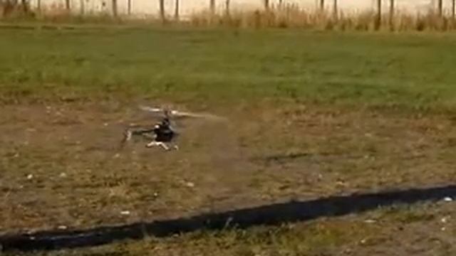 первый полет на вертолете .wmv