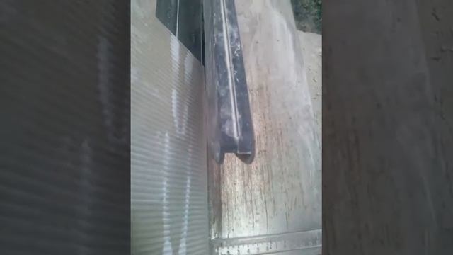 подрезка плитки под 45 градусов на маленьком плиткорезе смотреть онлайн