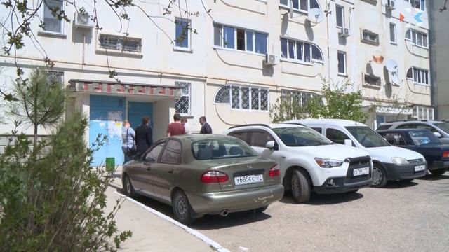 В многоквартирном доме на улице Ракетной спустя 20 лет заработал лифт смотреть онлайн