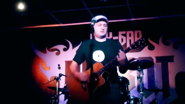 Денис Иголкин - Слегка упоротое выступление в баре Rockot 26/09/2015 смотреть онлайн