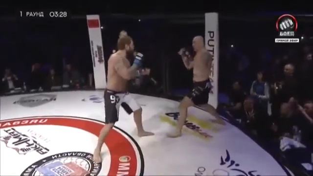 Александр ЕМЕЛЬЯНЕНКО жесткий БОЙ // UFC Россия MMA бои