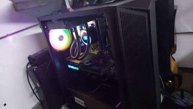 Water cooled 5.1GHZ 16 CPU, 12gb NVIDIA RTX 3060,64gb RAM... rig posted late смотреть онлайн