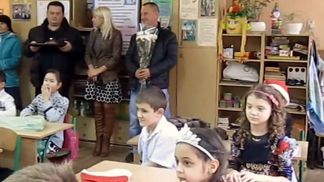 День рождения классного руководителя Александры Григорьевны, 3-А класс. 2015 год. смотреть онлайн