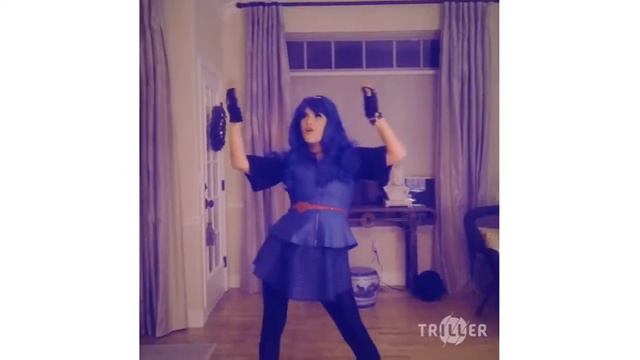 Rotten To The Core - Dove Cameron, Cameron Boyce, Booboo Stewart & Sofia Carson -Disney Descendants