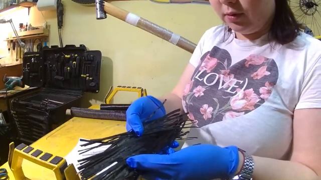 Придумала бамбуковый велосипед и сделала сама! Раму назвала "Сucumber" . Архив 2017г. смотреть онлайн