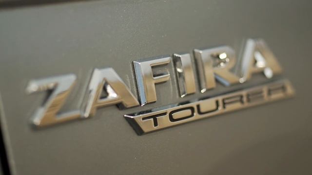 Opel Zafira Tourer смотреть онлайн