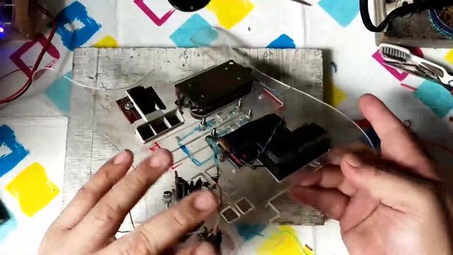 DIY guitar with effects - installing zoom 505 to guitar Stratocaster смотреть онлайн