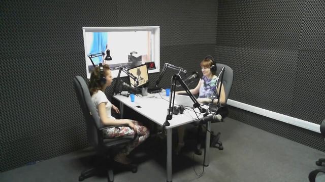 Black&White PR #43 Краудфандинг в России. Анна Ошарова и Ника Зебра смотреть онлайн