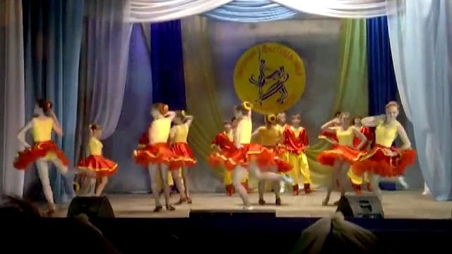Танцевальный коллектив "Браво".MPG смотреть онлайн
