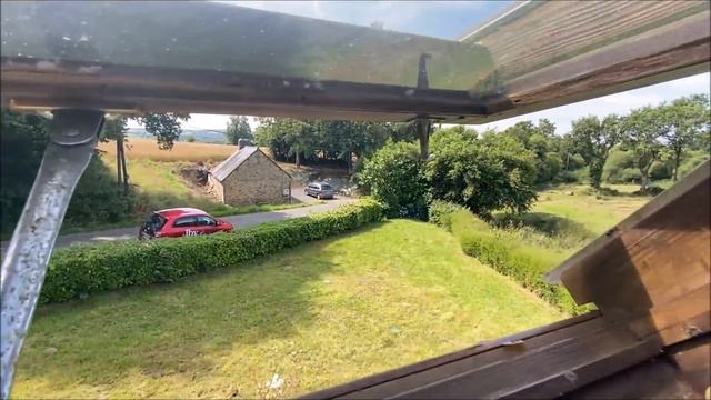 (SOLD) Chocolate Box Cottage With Garden -€59,500