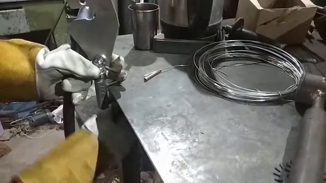 Держатель TIG горелки своими руками.Спасибо ФЭДу за это. смотреть онлайн