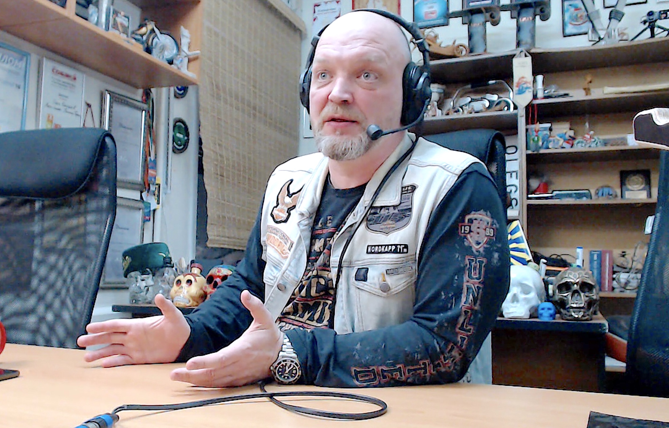 Максим (Дед) Сережкин (GrandPa Rider / John Doe) в гостях у MOTORADIO.