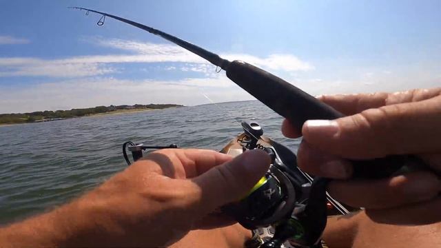 ? OCTOBER Kayak CRAPPIE fishing Lake TEXOMA? | BIG, UNEXPECTED, FISH caught on my Hand Tied JIG‼️ смотреть онлайн
