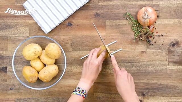 Pork medallions on mushrooms from Remoska® Tria смотреть онлайн