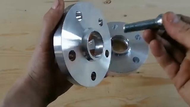 Колесные проставки 5х112 на Volkswagen