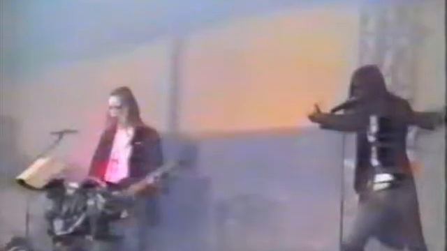 Dimmu Borgir - Intro + Spellbound(by the devil) (Live Dynamo 98) смотреть онлайн