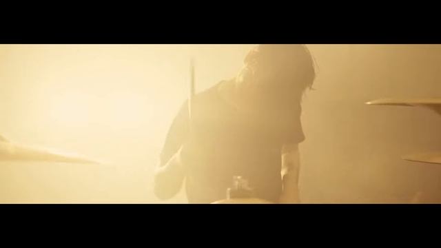 BAD OMENS - The Worst In Me (Official Music Video) смотреть онлайн
