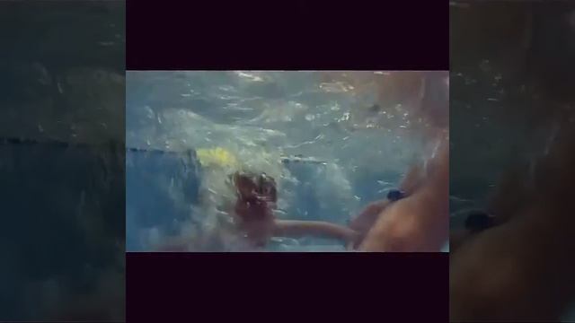 Как научить нырять грудничков.Раннее плавание. Развивающие уроки. смотреть онлайн