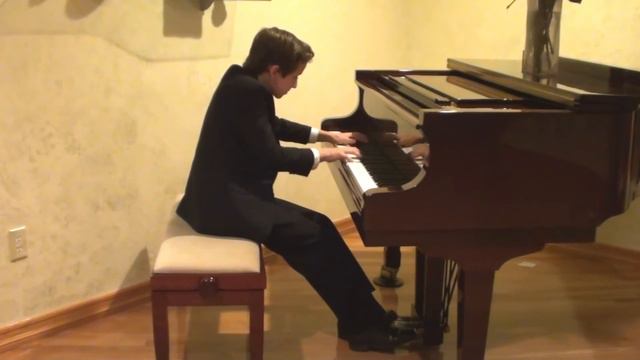 Mitchell playing Hexentanz/Witch's Dance by MacDowell смотреть онлайн