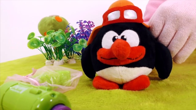 СМЕШАРИКИ_ Нюша и Пин делают Салон Красоты! смотреть онлайн