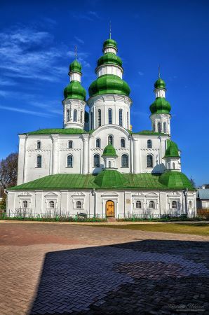 При обвинениях и клевете, воздвигающихся на тебя Пс.4 смотреть онлайн