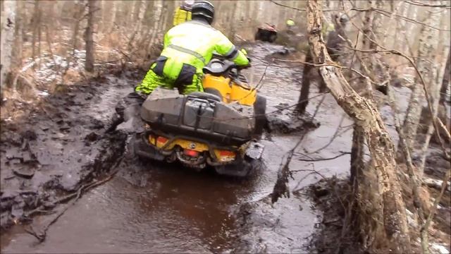 BRP outlander max 800 когда полная жопа!!! смотреть онлайн