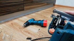 Замена ролика толкателя на лобзике Makita