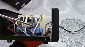 Разбираем стабилизатор напряжения.