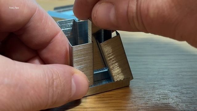 The Staples Cube Tutorial 16 piece 1x3cm смотреть онлайн