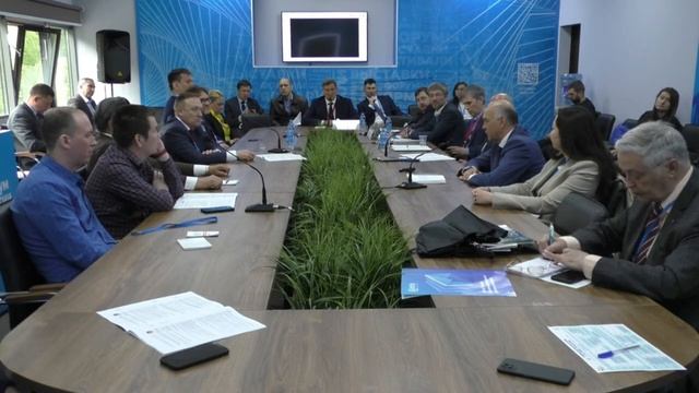 Круглый стол «Сжиженный природный газ как автономный источник энергогенерации» смотреть онлайн