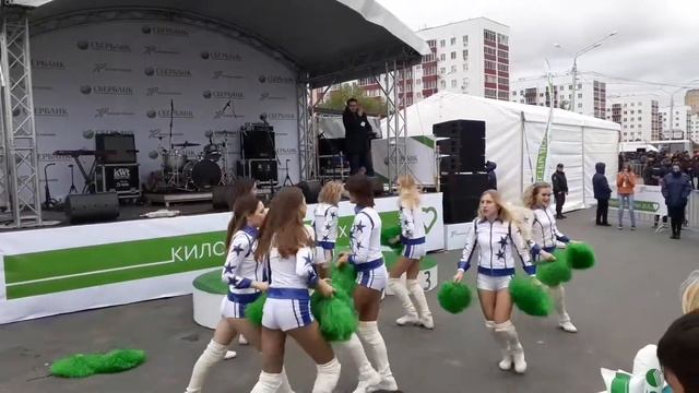 Чирлидерши волейбольного клуба 