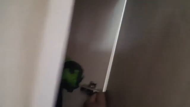 Как отрегулировать дверцы на шкафах и мебели | самостоятельная регулировка петель смотреть онлайн